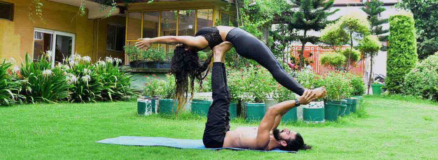 300 hour yoga courses india