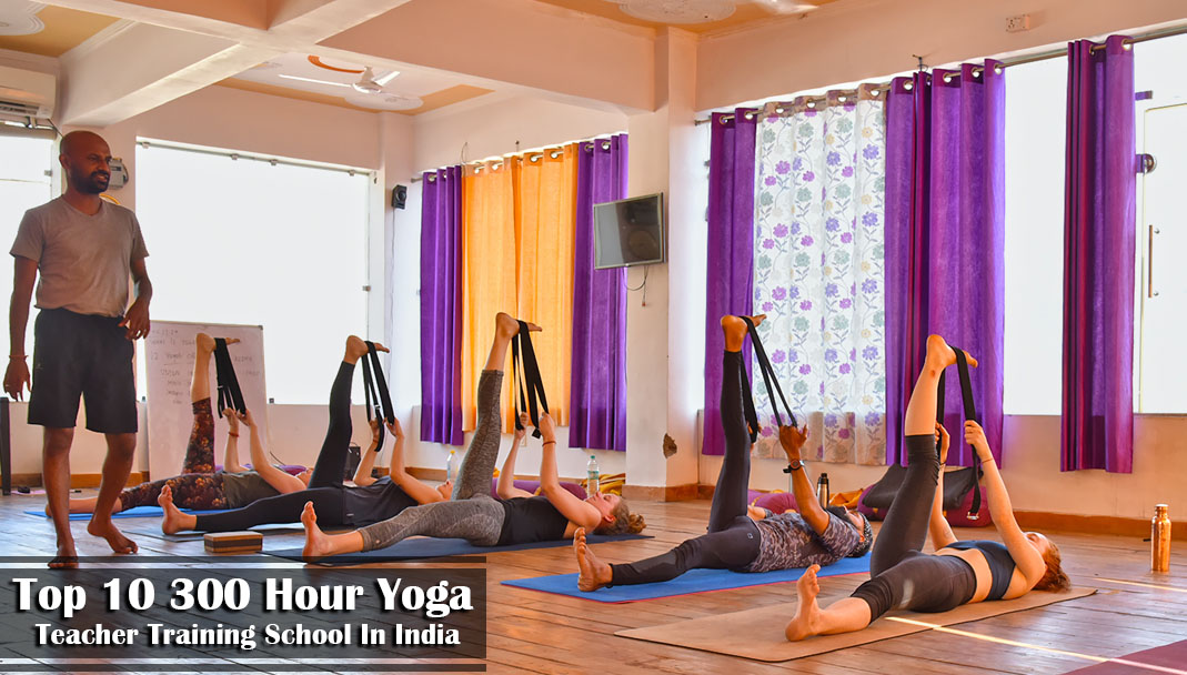 top-10-300-hour-yoga-teacher-training-school-in-india