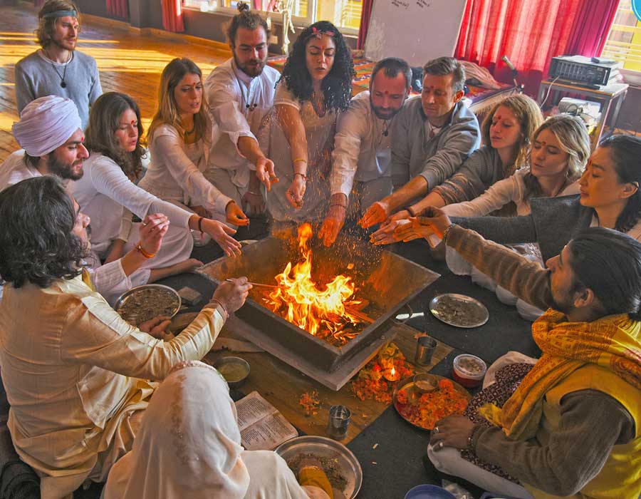 Havan AYM Rishikesh