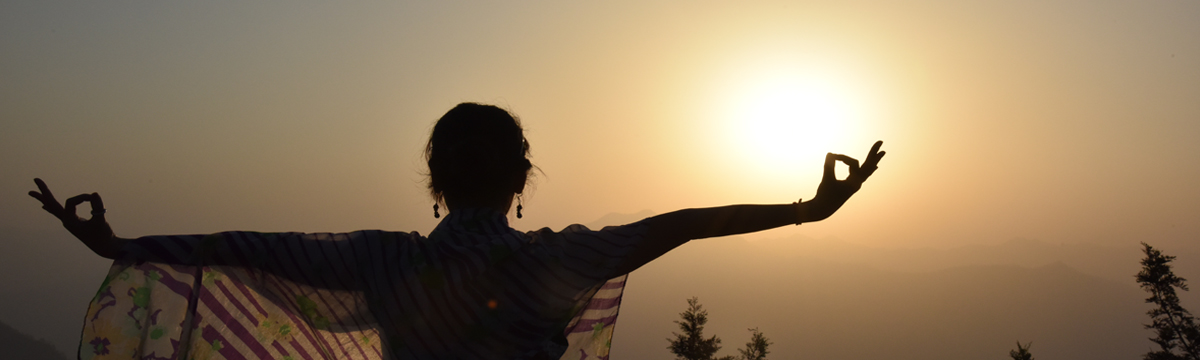 spiritual environment in rishikesh - yoga in india
