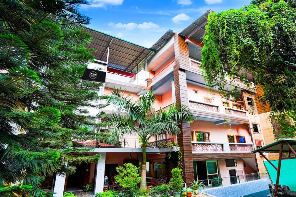 Rishkesh yoga school in rishikesh