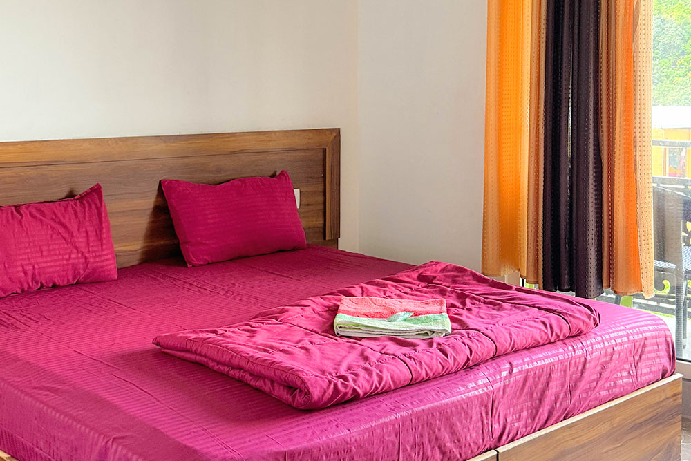 Private Balcony stay Rishikesh