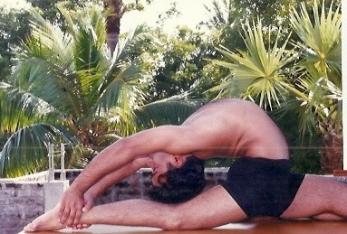 purna kapotasana perfect pigion pose